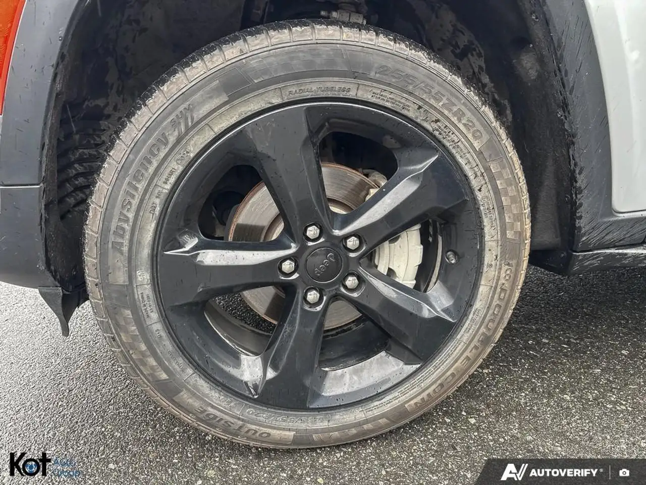 Jeep Grand Cherokee снимка Jeep Grand Cherokee