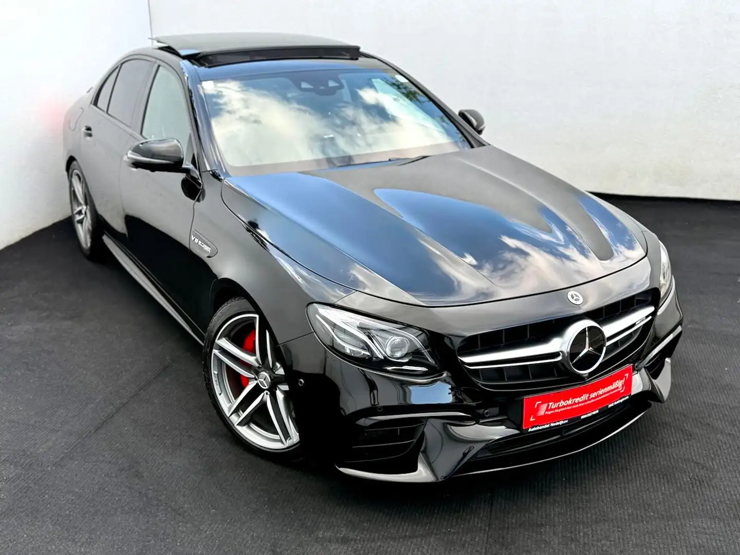 Mercedes-Benz E 63 AMG E 63 S AMG 4Matic+ Performance Noir - 2