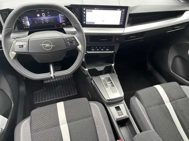 Opel Frontera view 12