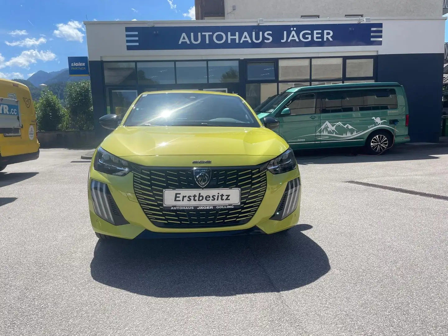 Peugeot 208 208 Hybrid 100 e-DCS6 GT GT Gelb - 1