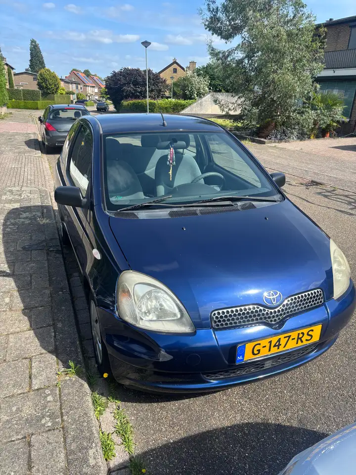 Toyota Yaris 1.0-16V VVT-i Luna, foto 1