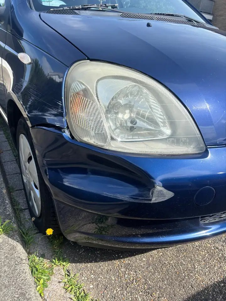 Toyota Yaris 1.0-16V VVT-i Luna, foto 2