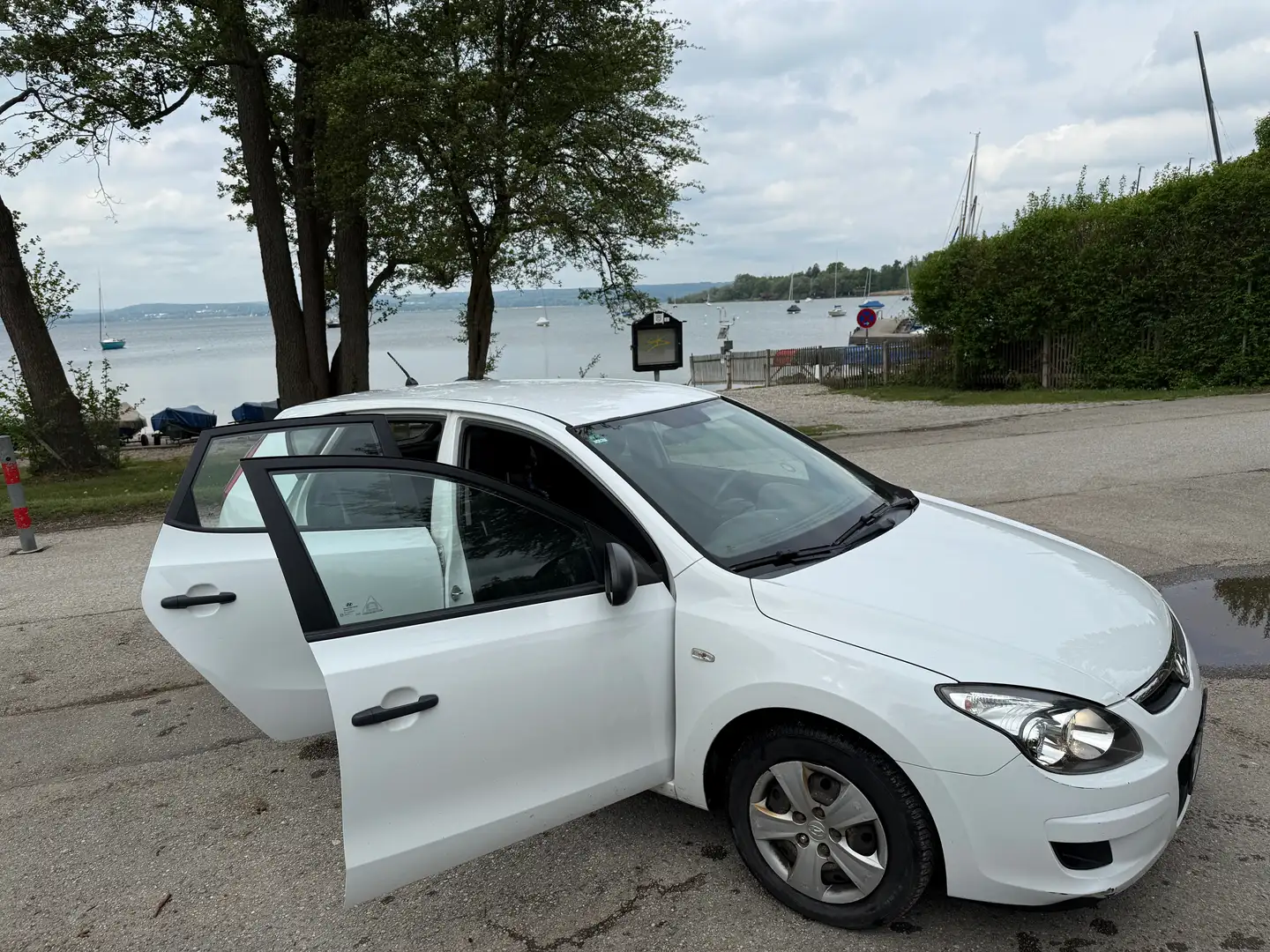Hyundai i30 i30cw 1.6 CRDi KLIMA FAHRBEREIT Weiß - 2