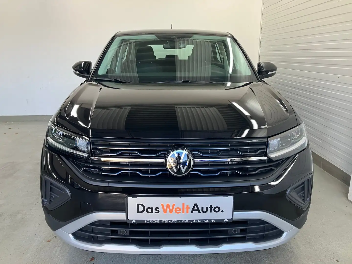 Volkswagen T-Cross 4Me TSI Schwarz - 2