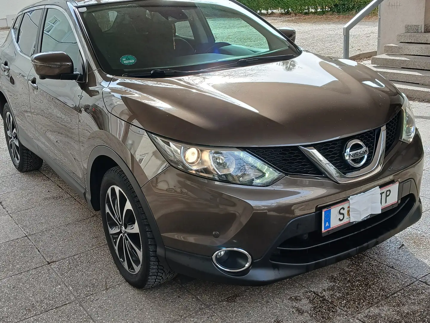 Nissan Qashqai NISSAN - N - Connecta - 1.6 dCi ALL-Mode 4 x 4 Grau - 2