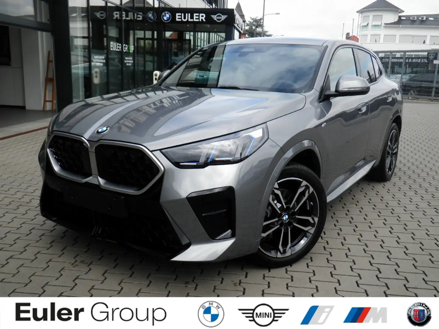 BMW X2 sDrive20i Sportpaket AD Navi Digitales Cockpit LED Grau - 1