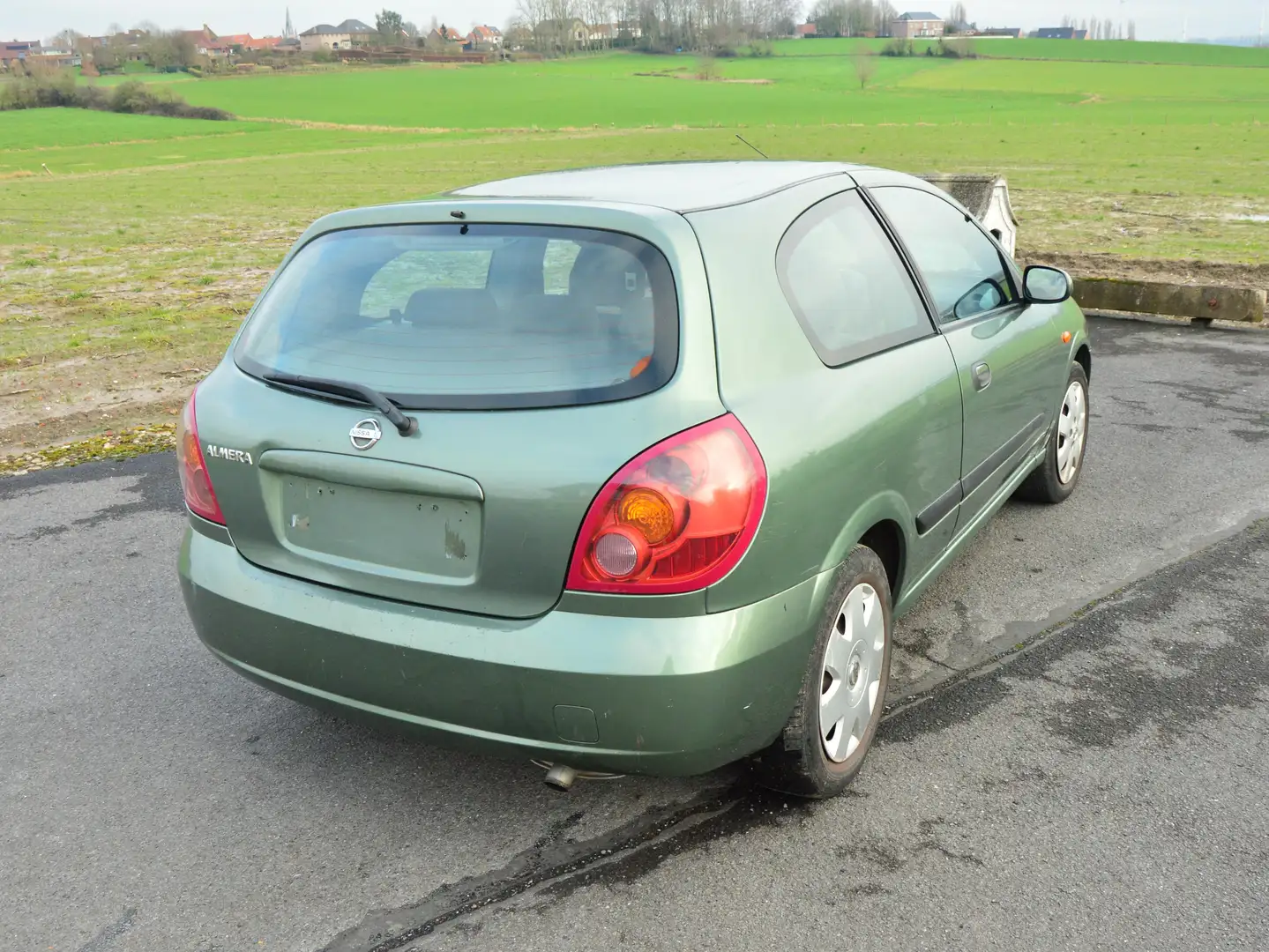 Nissan Almera Almera 1.5 dCi Acenta A/C Verde - 2