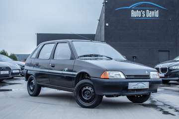 1.1 Benzine / OLDTIMER / 5 DEUREN / 5 PLAATSEN