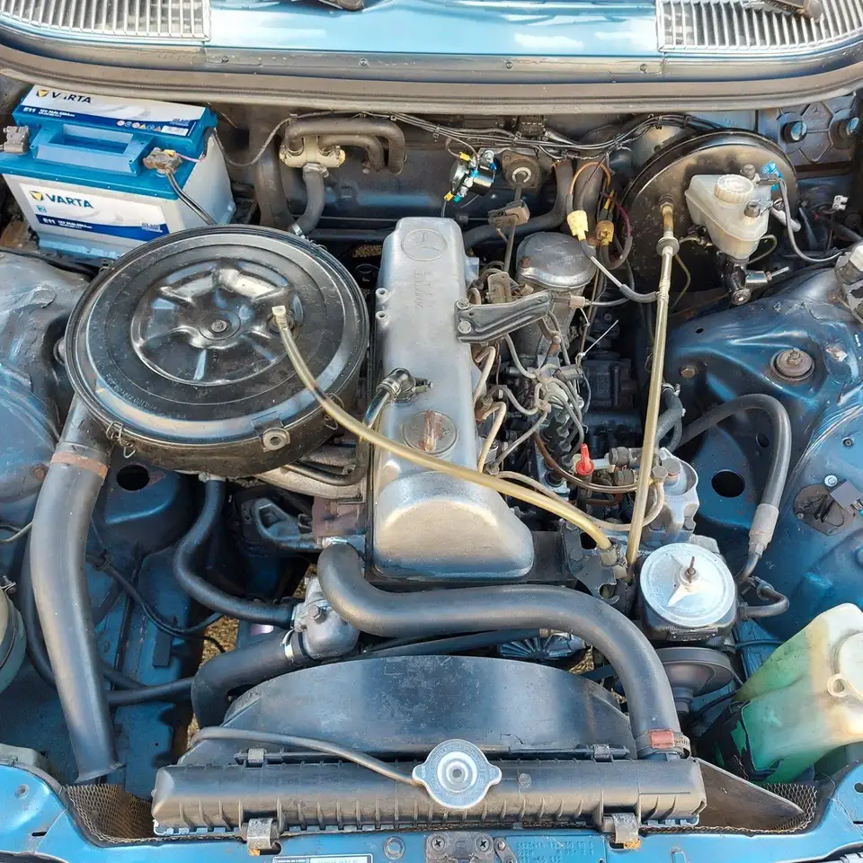 Mercedes-Benz 240 W123, foto 5