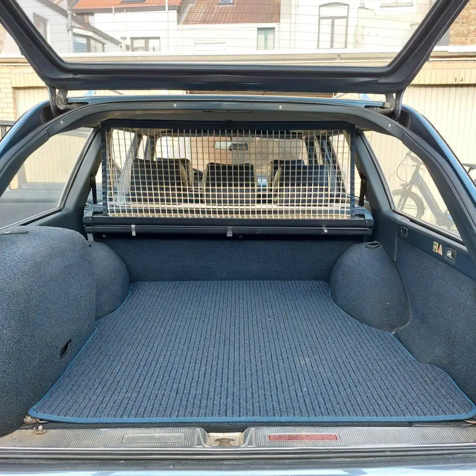 Mercedes-Benz 240 W123, foto 9