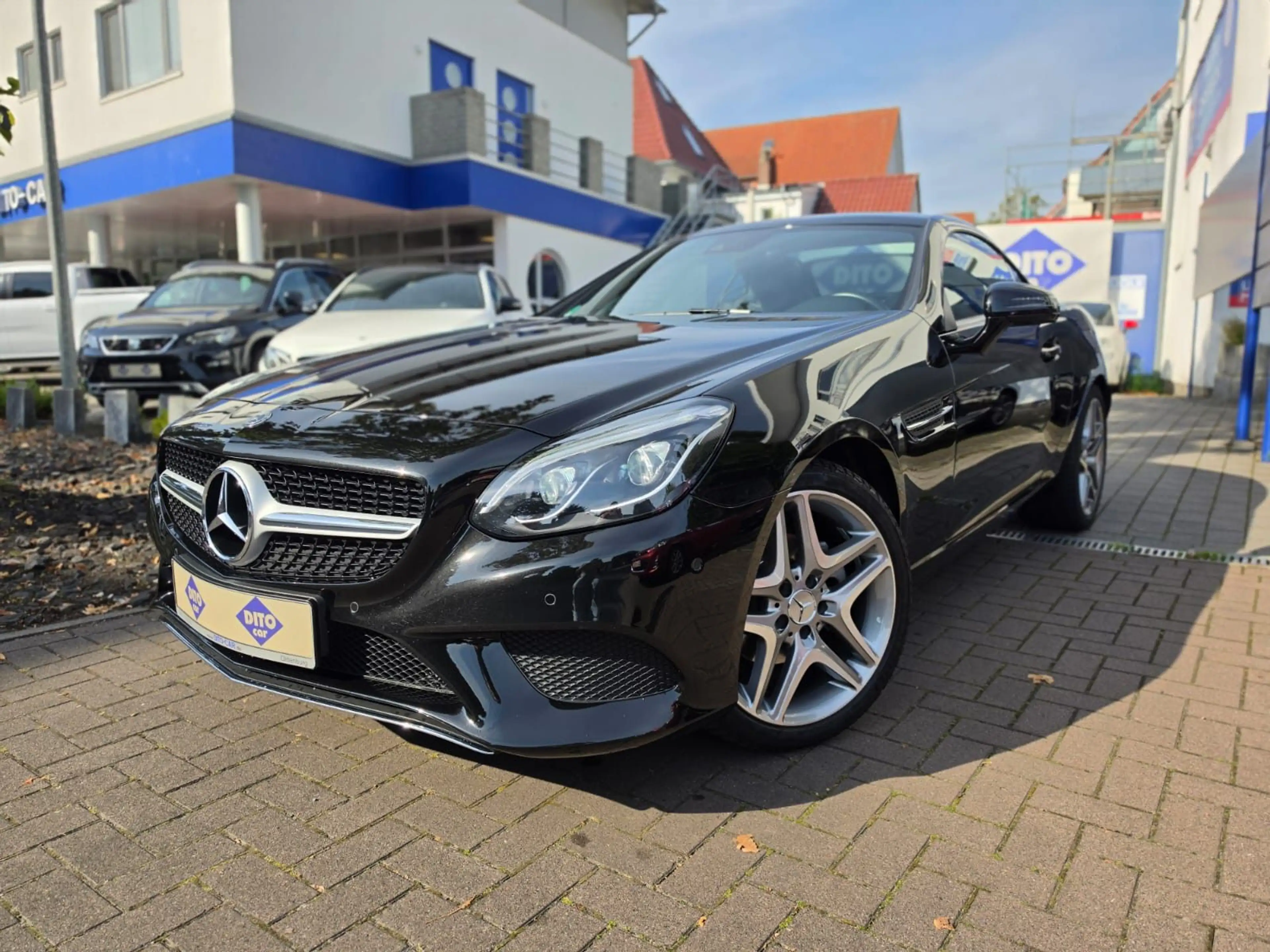 Mercedes-Benz SLC 180 RFK/SHZ/PDC/AIRSCARF/PANO