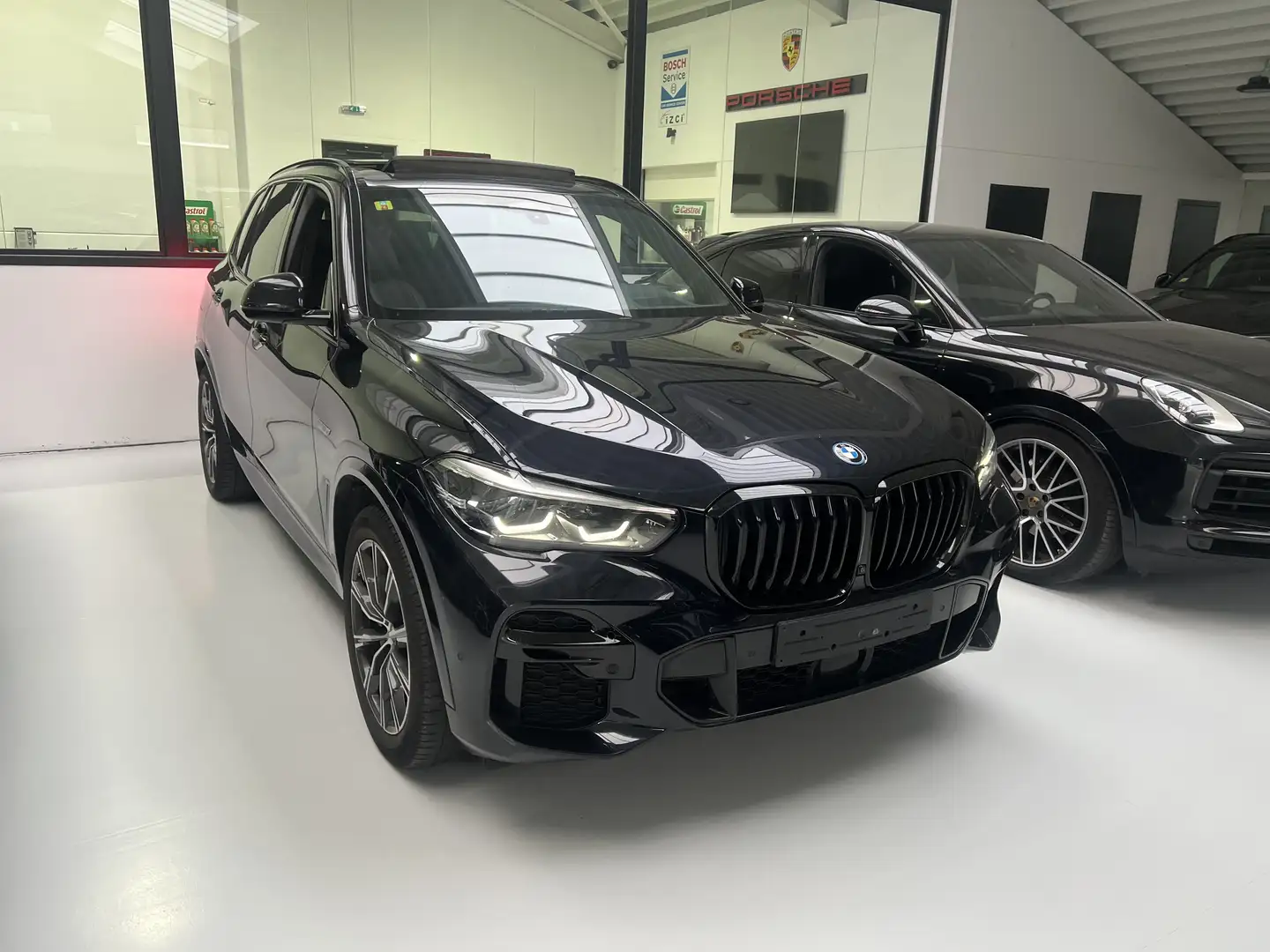 BMW X5 X5 xDrive45e M PACK FULL OPTION PLUG IN HYBRIDE Zwart - 2
