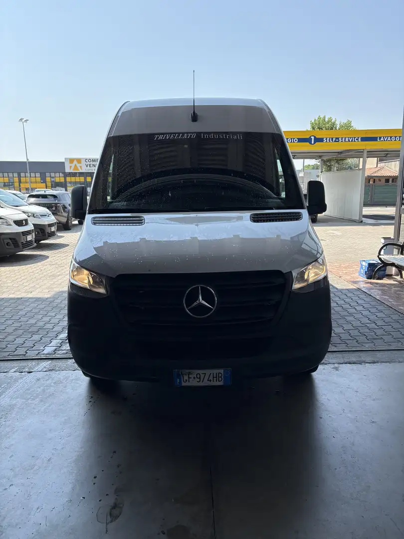 Mercedes-Benz Sprinter 3.0 V6 con SOSPENSIONI POSTERIORI, L4 H3 319 - 1