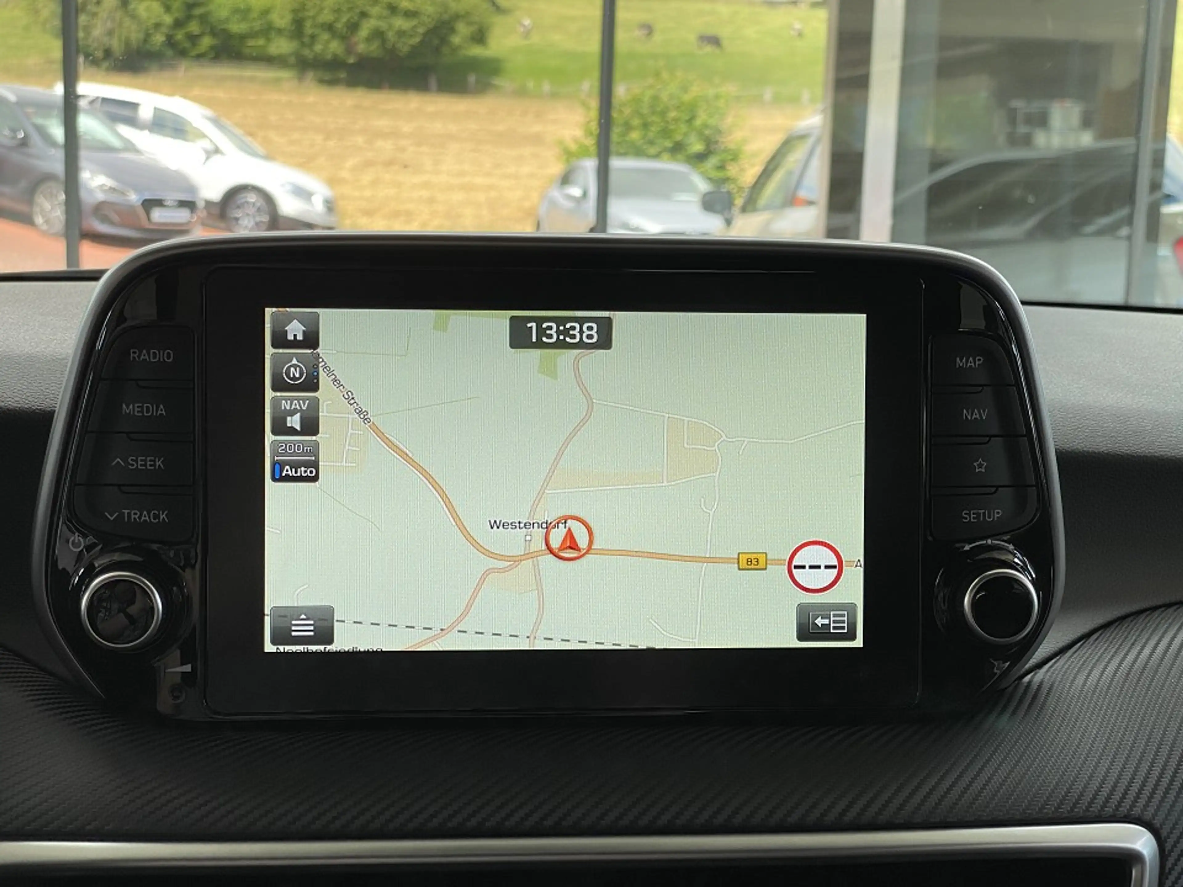 Hyundai TUCSON 1.6 Trend NAVI KAM ALLWETTER — photo 12