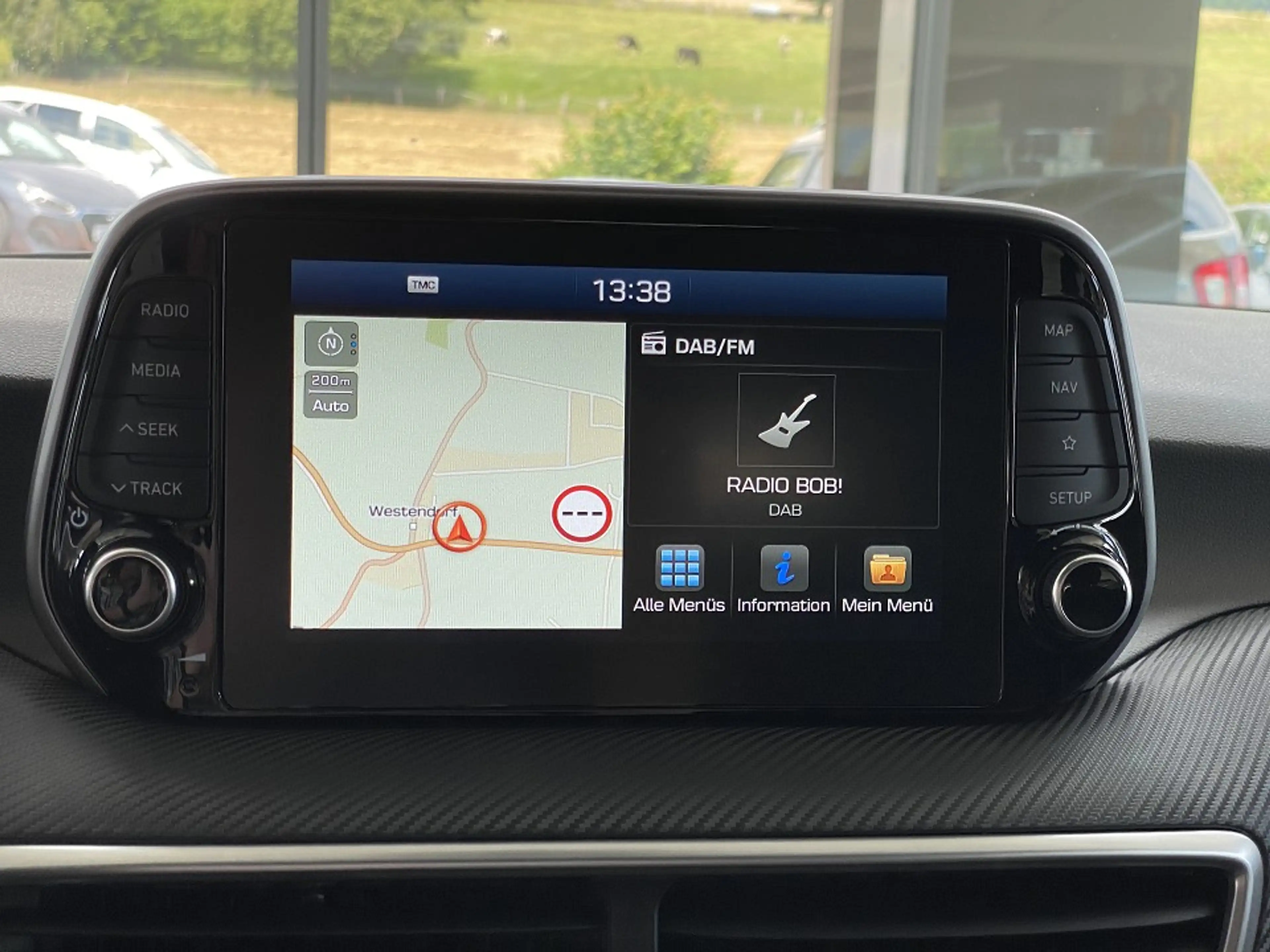 Hyundai TUCSON 1.6 Trend NAVI KAM ALLWETTER — photo 10