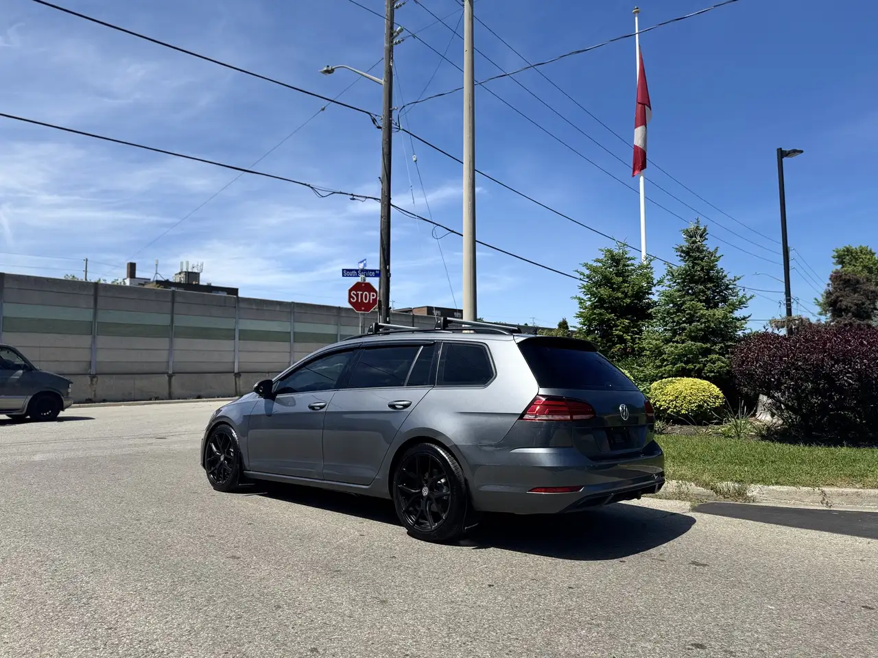 Volkswagen Golf photo Volkswagen Golf
