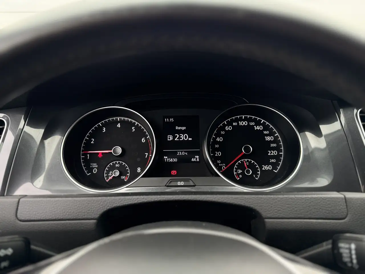 Volkswagen Golf photo Volkswagen Golf