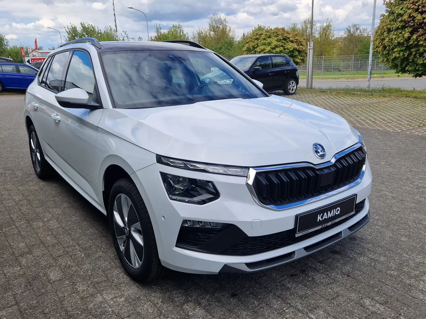 Skoda Kamiq Selection 1.5 TSI 110 kW DSG Navi/Klima/PDC/SHZ Bianco - 1