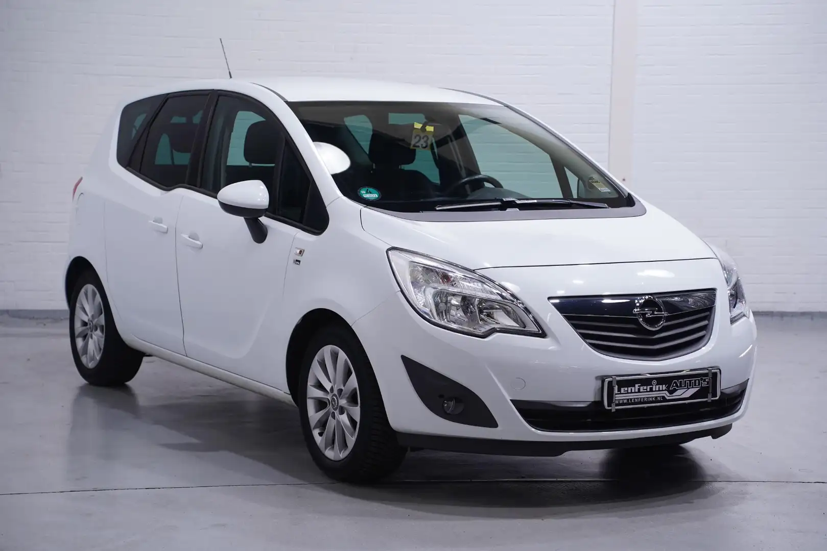 Opel Meriva 1.4i 100 pk Edition Leder/stof Cruisecontol Fietse Wit - 2