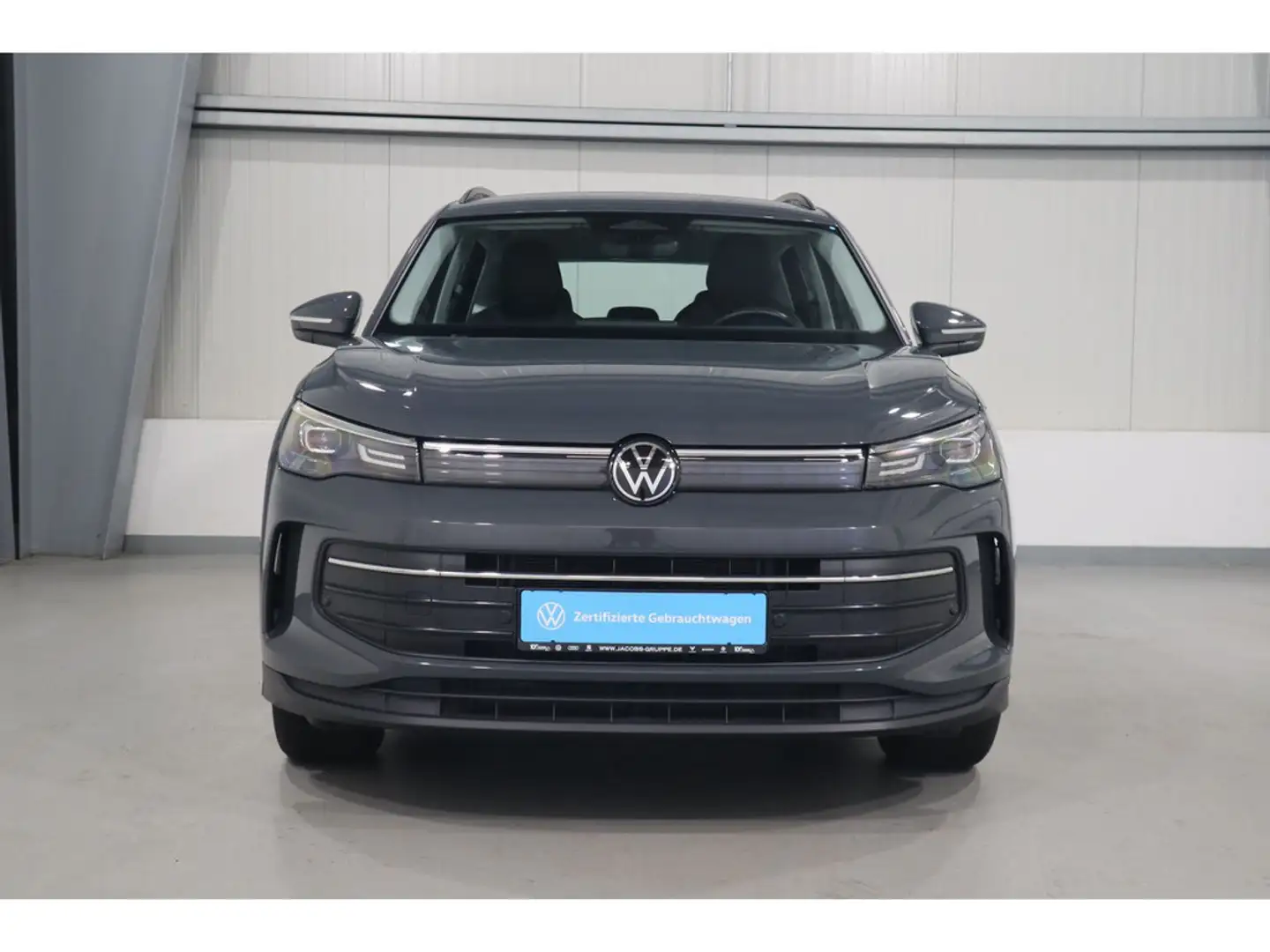 Volkswagen Tiguan 1.5 eTSI DSG Navi*AHK*CAM*SHZ Life Grijs - 2