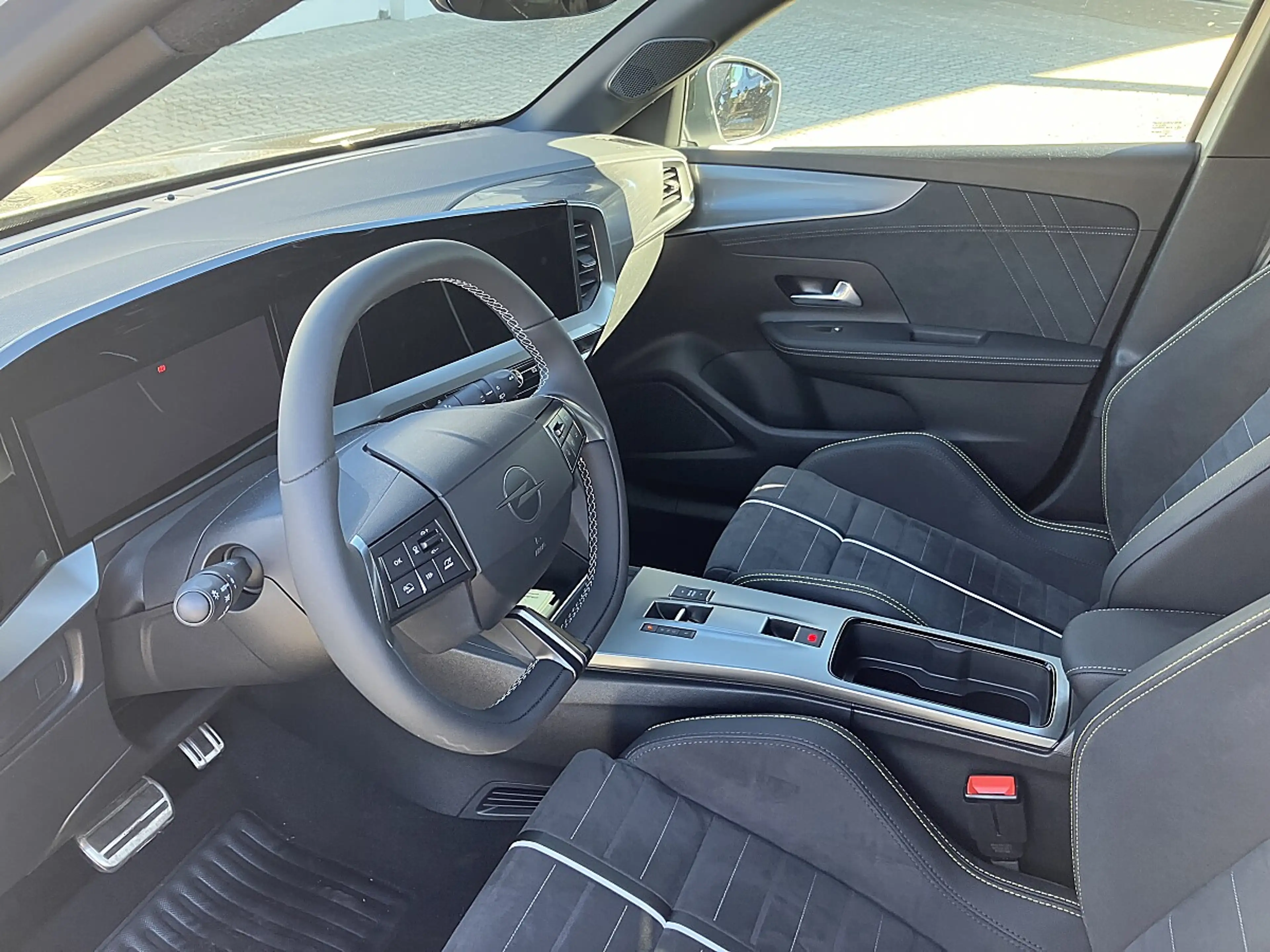 Opel Mokka-E Mokka-e 54kWh Elektromotor 207 kW GSE netto € 2... — photo 6