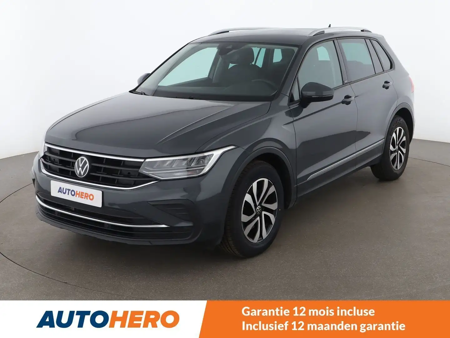 Volkswagen Tiguan 2.0 TDI Active Grijs - 1