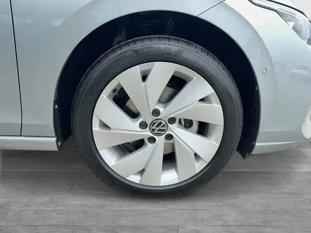 Volkswagen Golf view 7