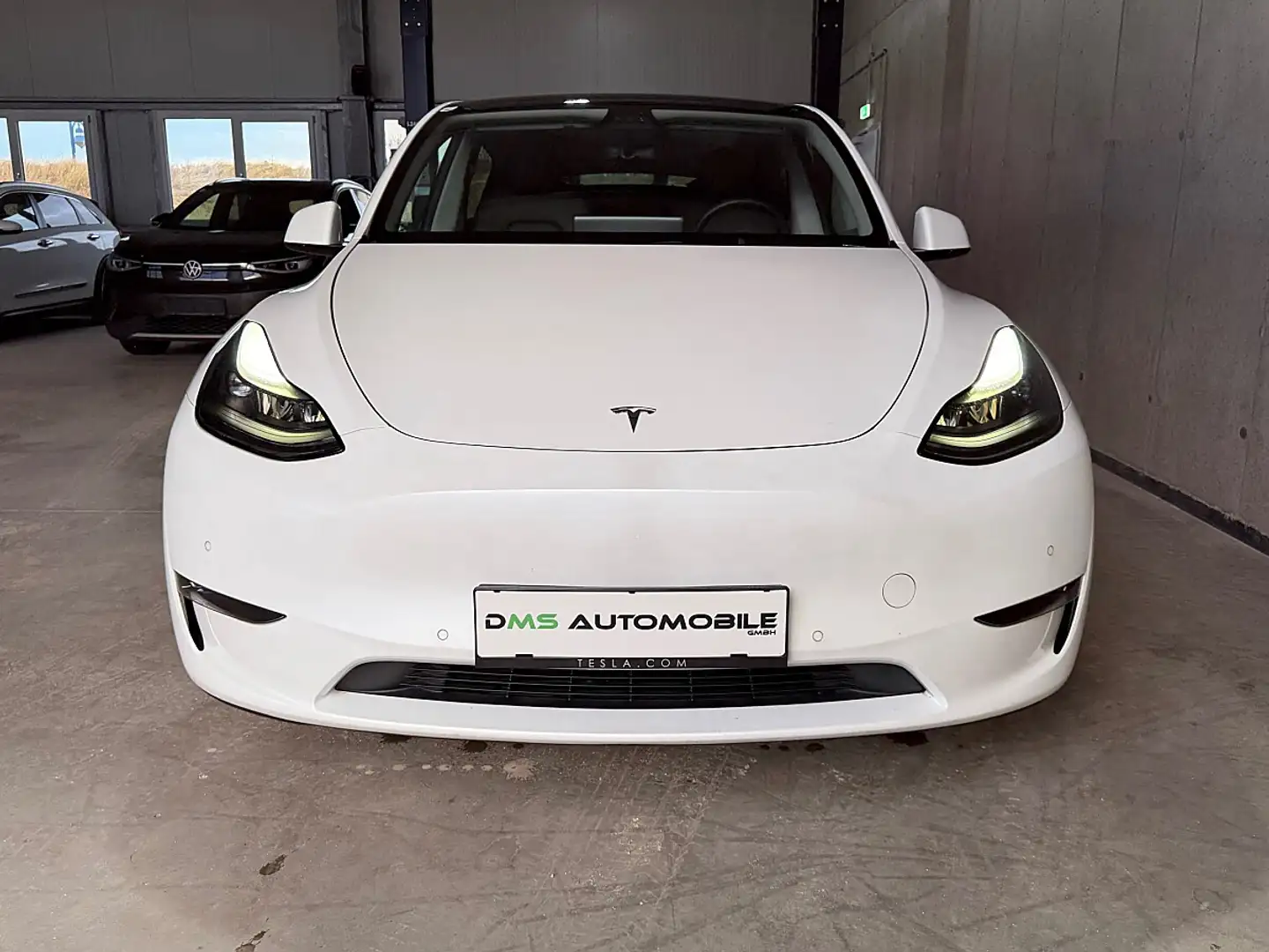 Tesla Model Y Long Range AWD 75kWh Weiß - 2