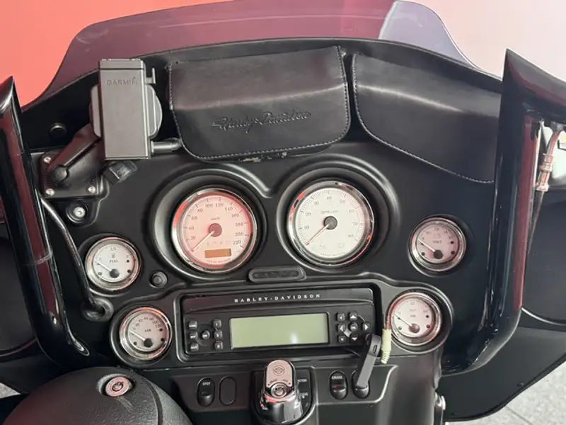 Harley-Davidson Street Glide - foto 3
