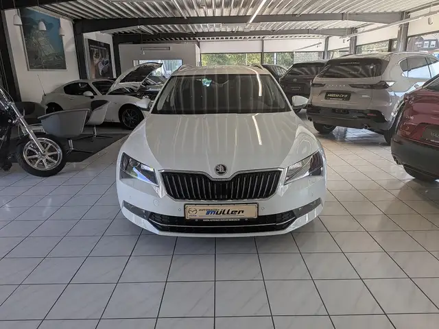 Skoda Superb Style