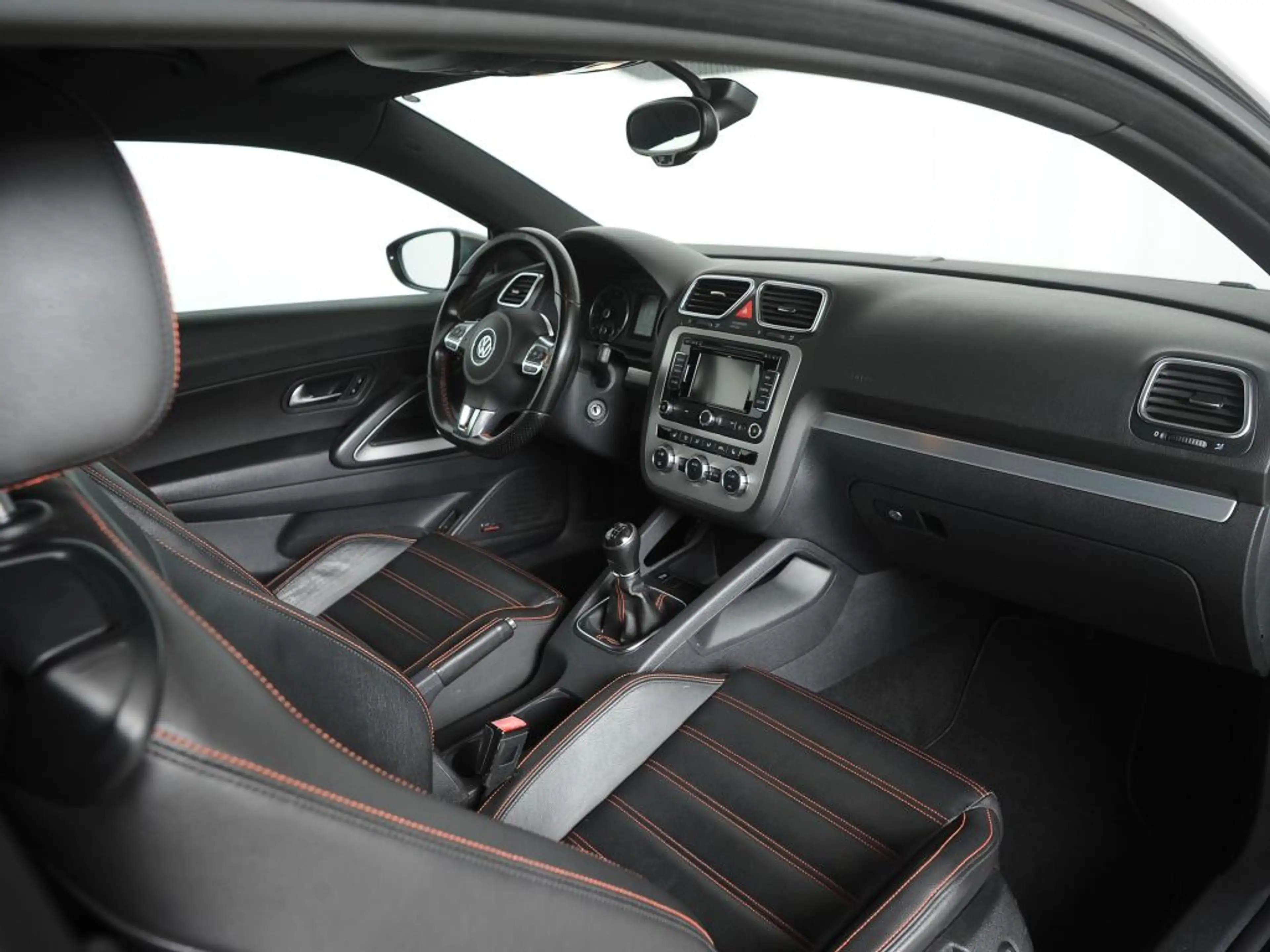 Volkswagen Scirocco 1.4 TSI Million * Xenon * Leder * 8-fach bereift* — photo 12