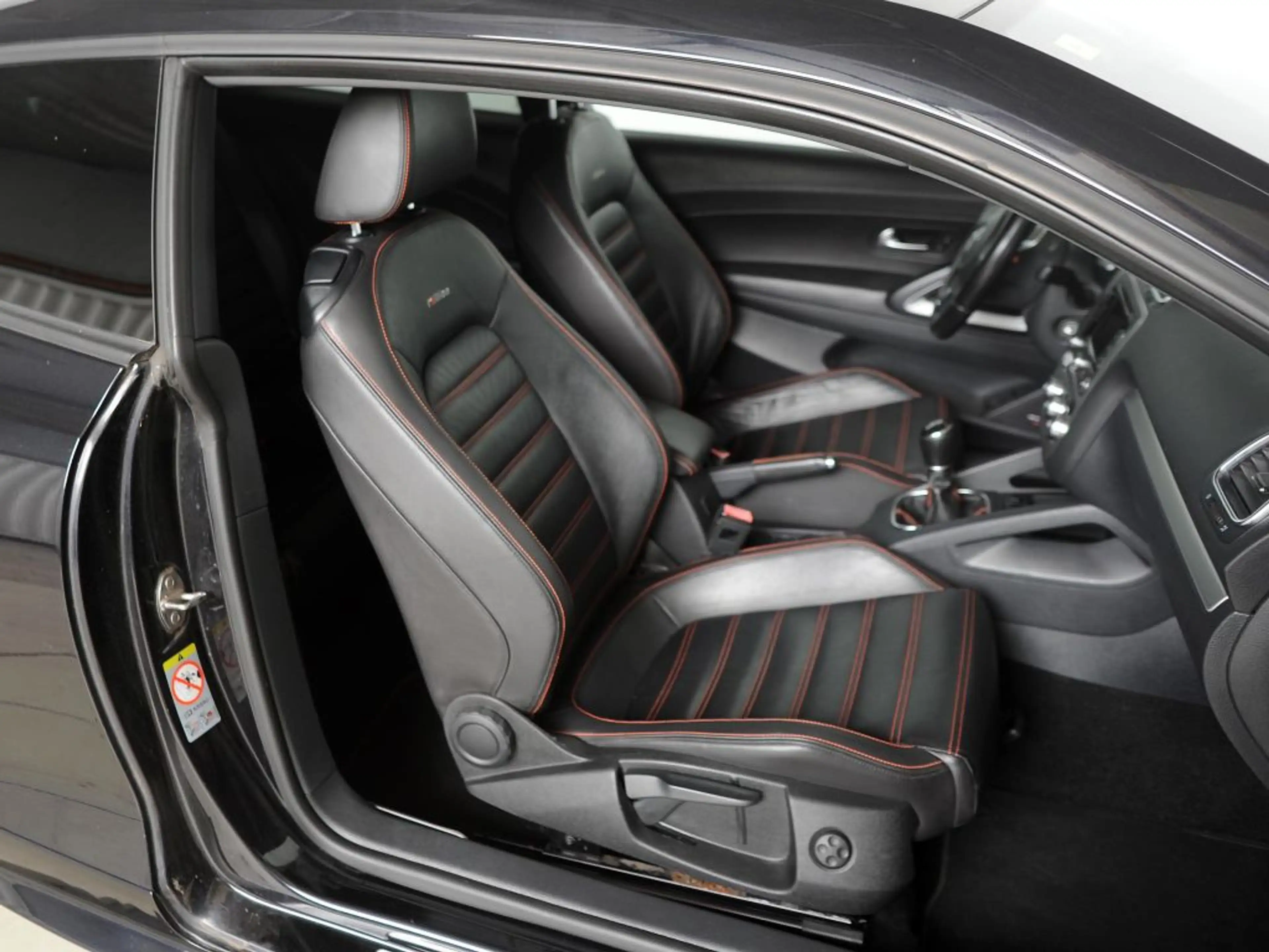 Volkswagen Scirocco 1.4 TSI Million * Xenon * Leder * 8-fach bereift* — photo 13
