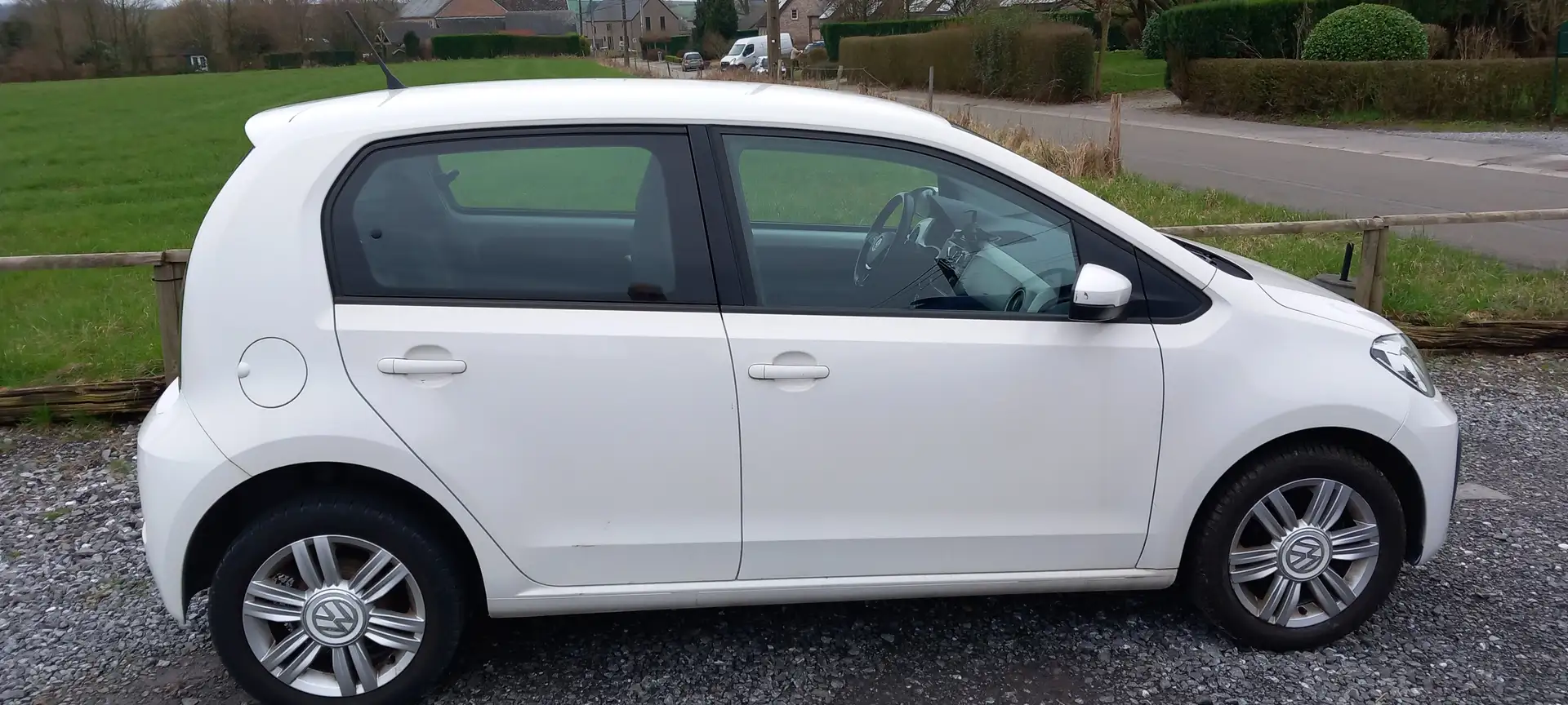 Volkswagen up! 1.0i CNG eco - Wit - 2