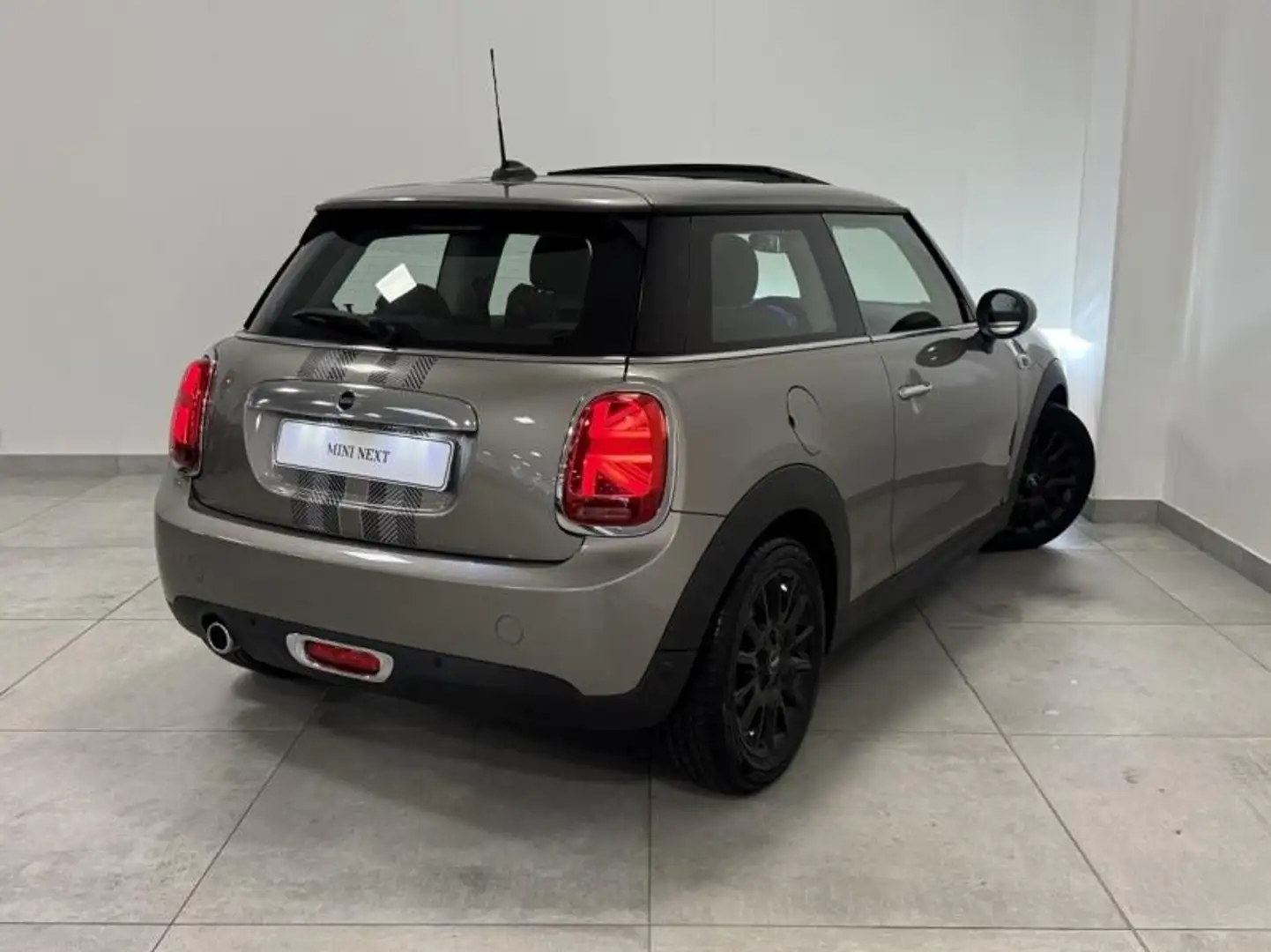 MINI One One 102ch Heddon Street Euro6d-T Argent - 2