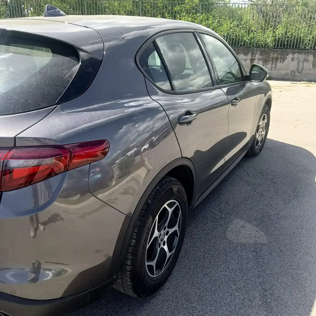Alfa Romeo Stelvio 2.2 TD 190 CV Super Business AT8 Grigio - 2