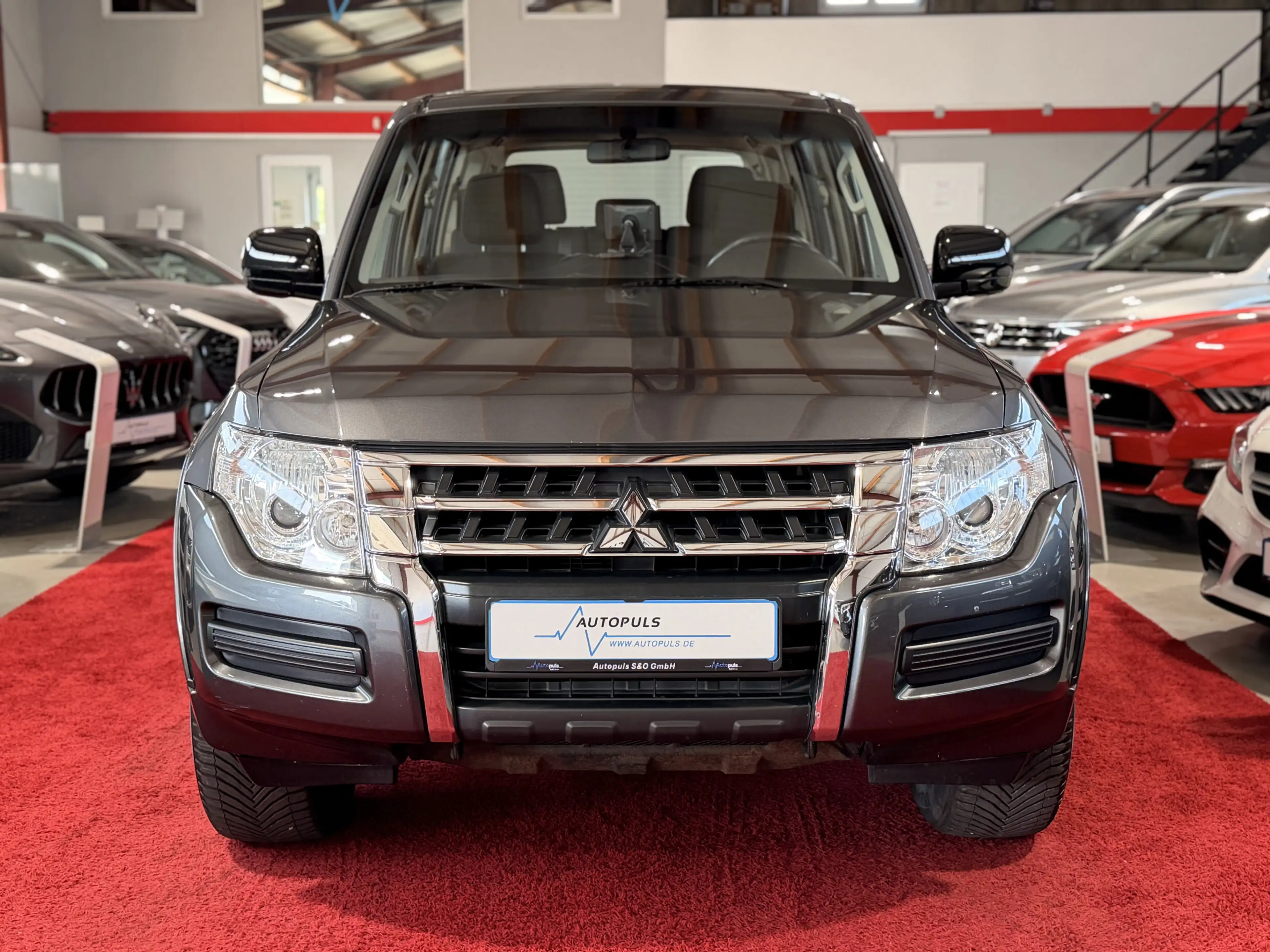Mitsubishi Pajero 3.2 DI-D*7-SITZE*S-HEIZUNG*NAVI*KAMERA* — photo 3