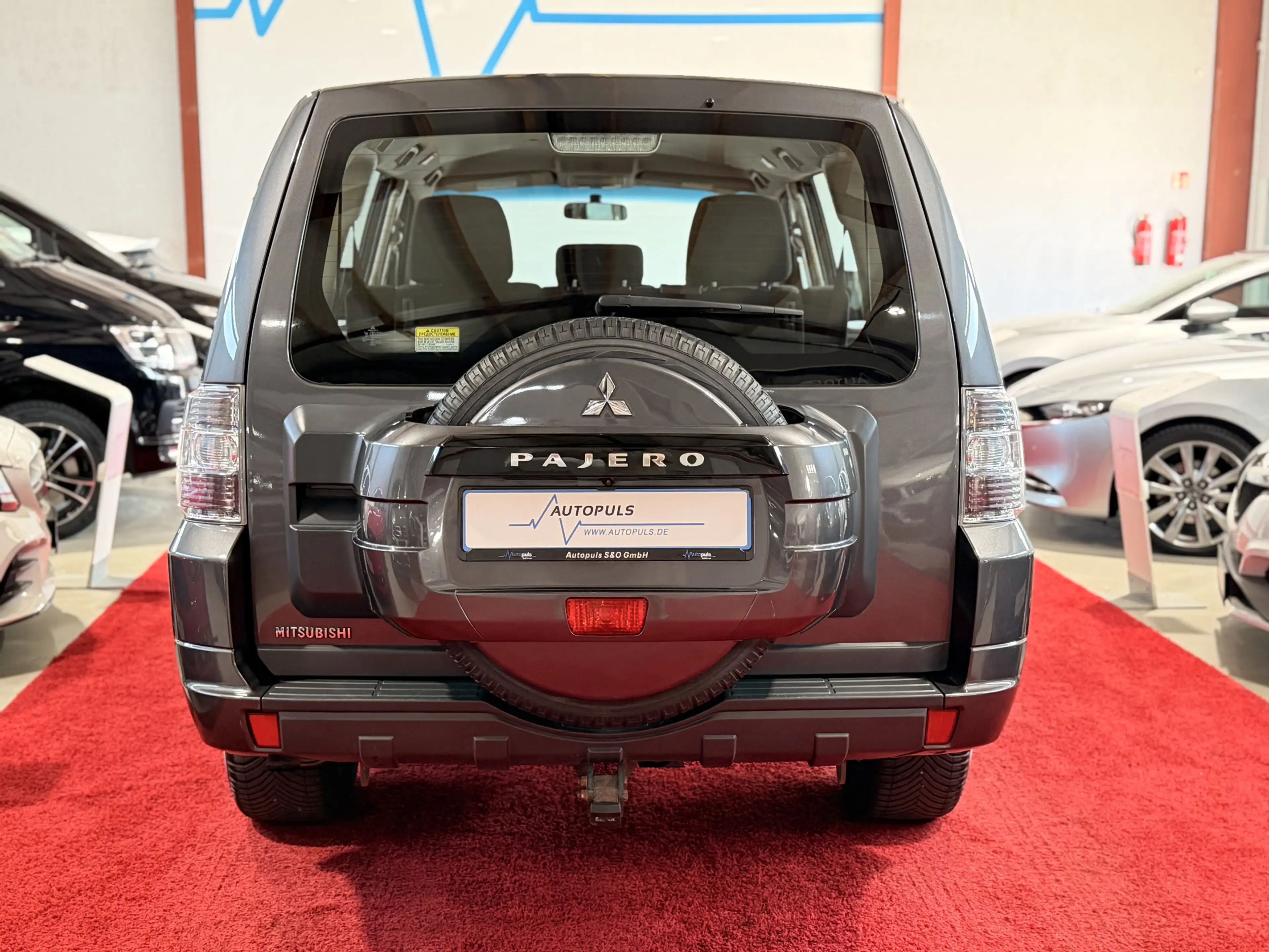 Mitsubishi Pajero 3.2 DI-D*7-SITZE*S-HEIZUNG*NAVI*KAMERA* — photo 7