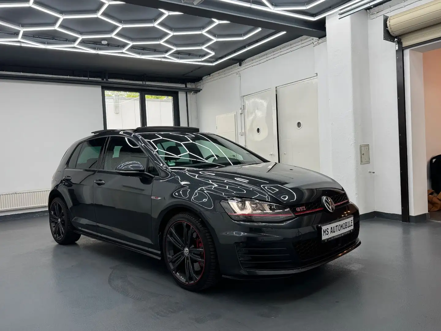 Volkswagen Golf GTI Performance BMT*TOP*PANORAMA*ACC* - 2