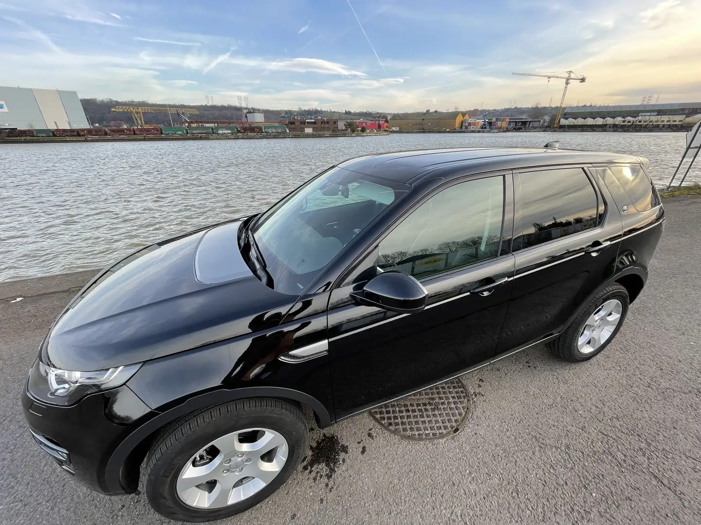 Land Rover Discovery Sport 2.0 TD4 Pure - 2