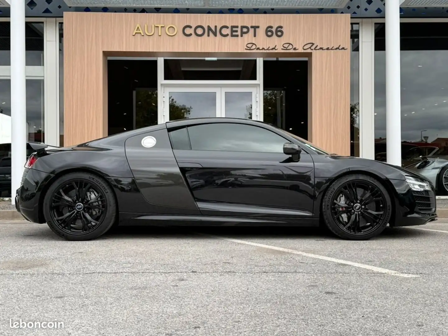 Audi R8 5.2 fsi v10 plus 550 ch stronic Schwarz - 2
