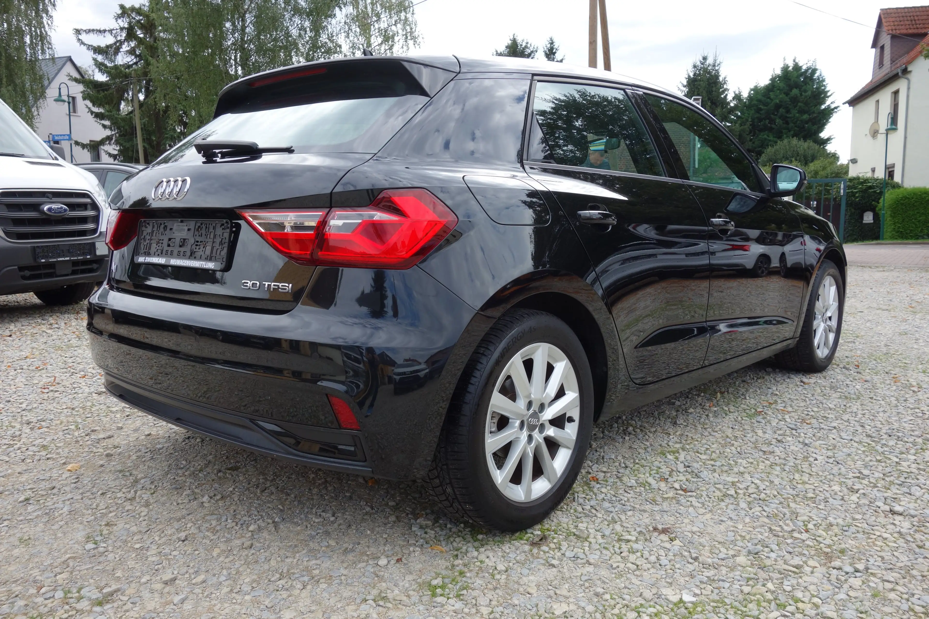 Audi A1 Sportback 30 TFSI advanced — photo 9