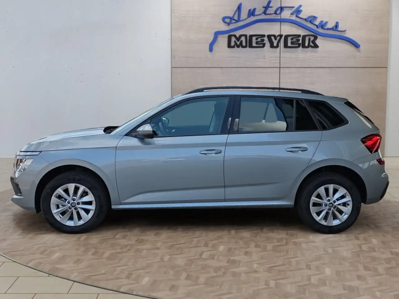 Skoda Kamiq Selection 1,0TSI DSG Kessy/Kamera/Temp/2-Z.Klimaau, миниатюра 2