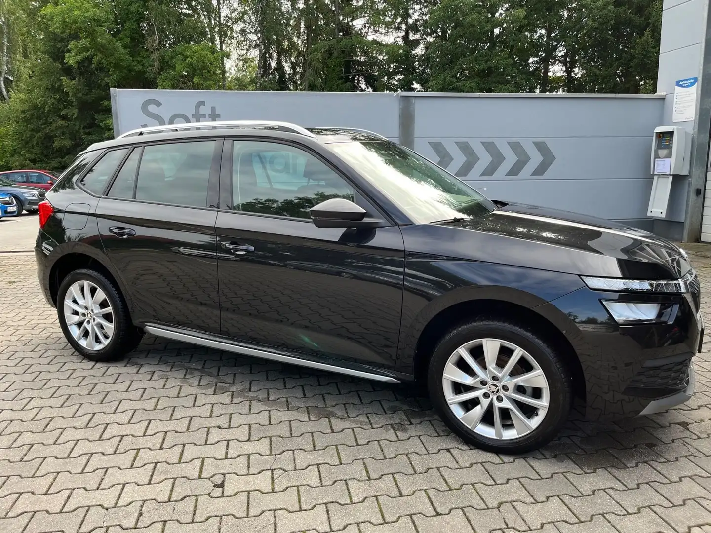 Skoda Kamiq 1.0 TSI Style*SHZ*LED*RFK*Freispr.* Nero - 1
