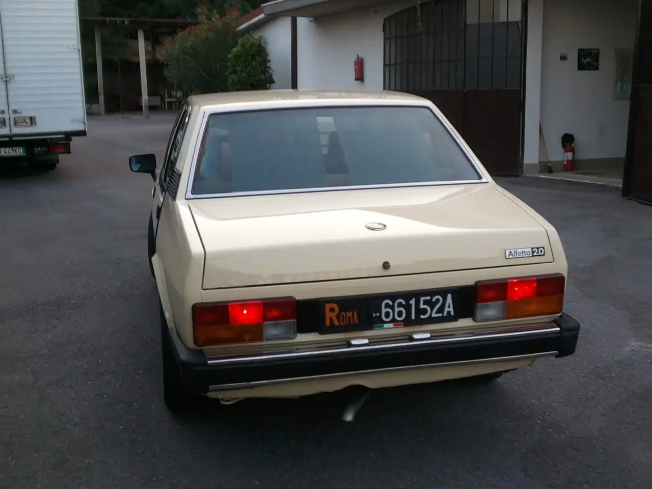 Alfa Romeo Alfetta 2.0 L, foto 3