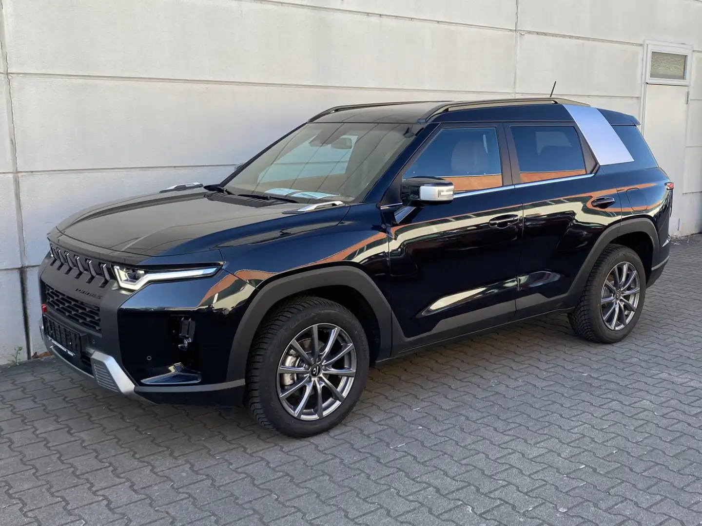 SsangYong Torres 1,5 T-GDI 2WD AT Forest Edition ACC elKoff LED Fekete - 2