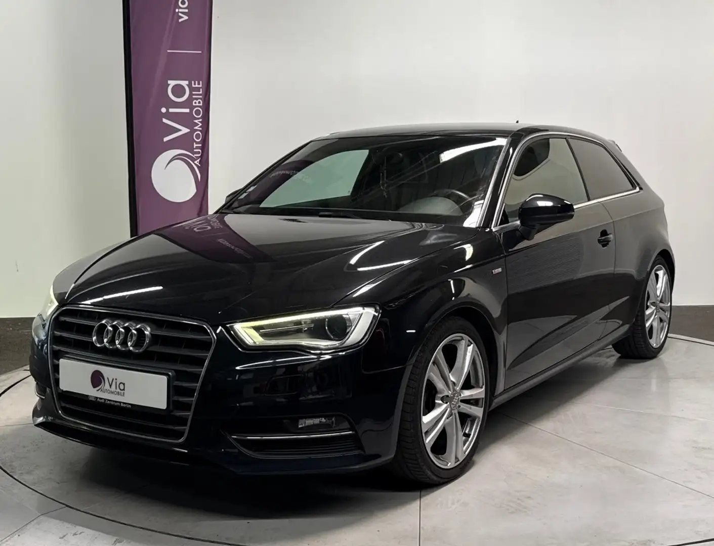 Audi A3 2.0 TDI 150 Ambiente Noir - 1