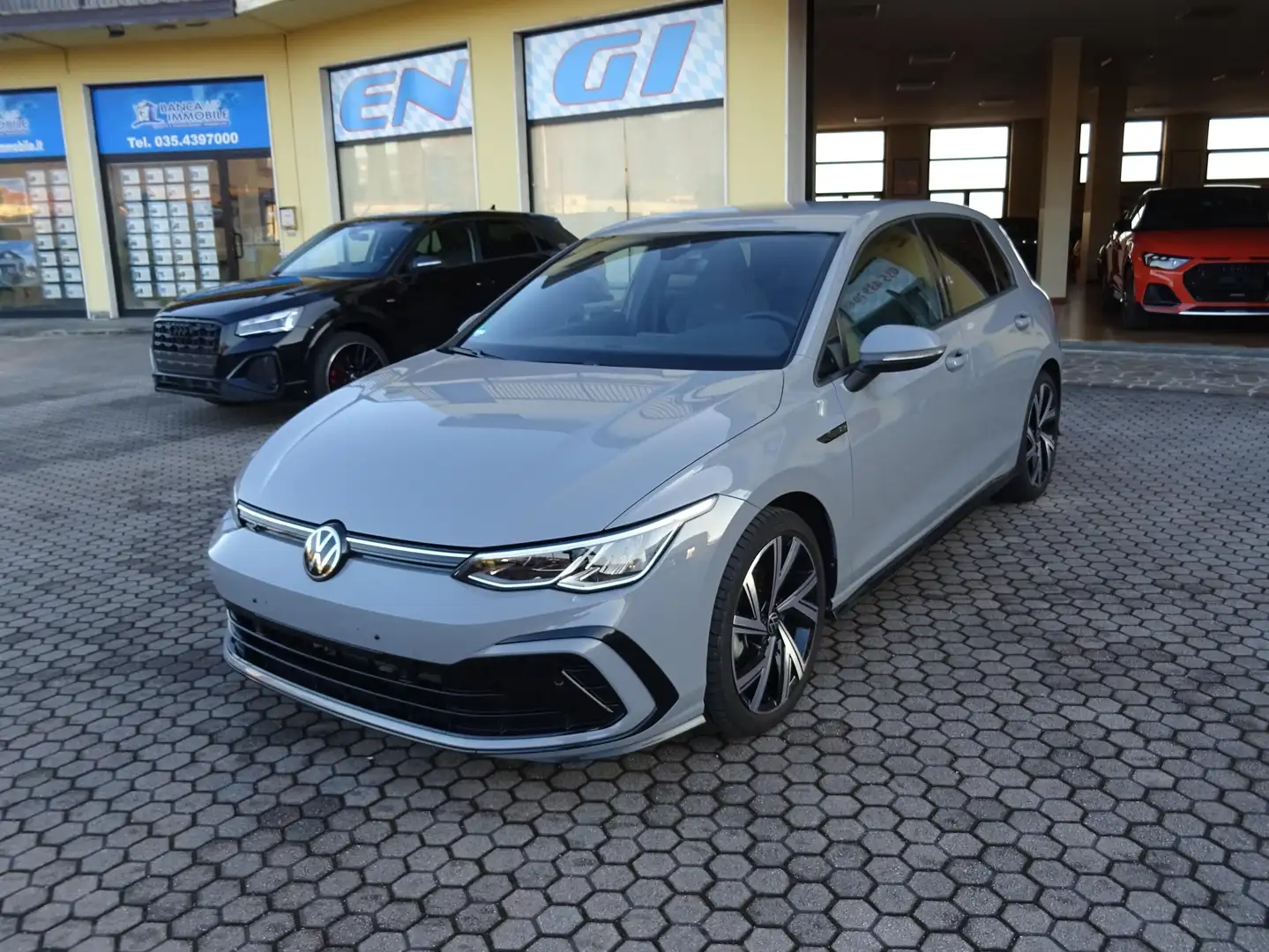 Volkswagen Golf 1.5 eTsi Dsg - R Line Grigio - 1