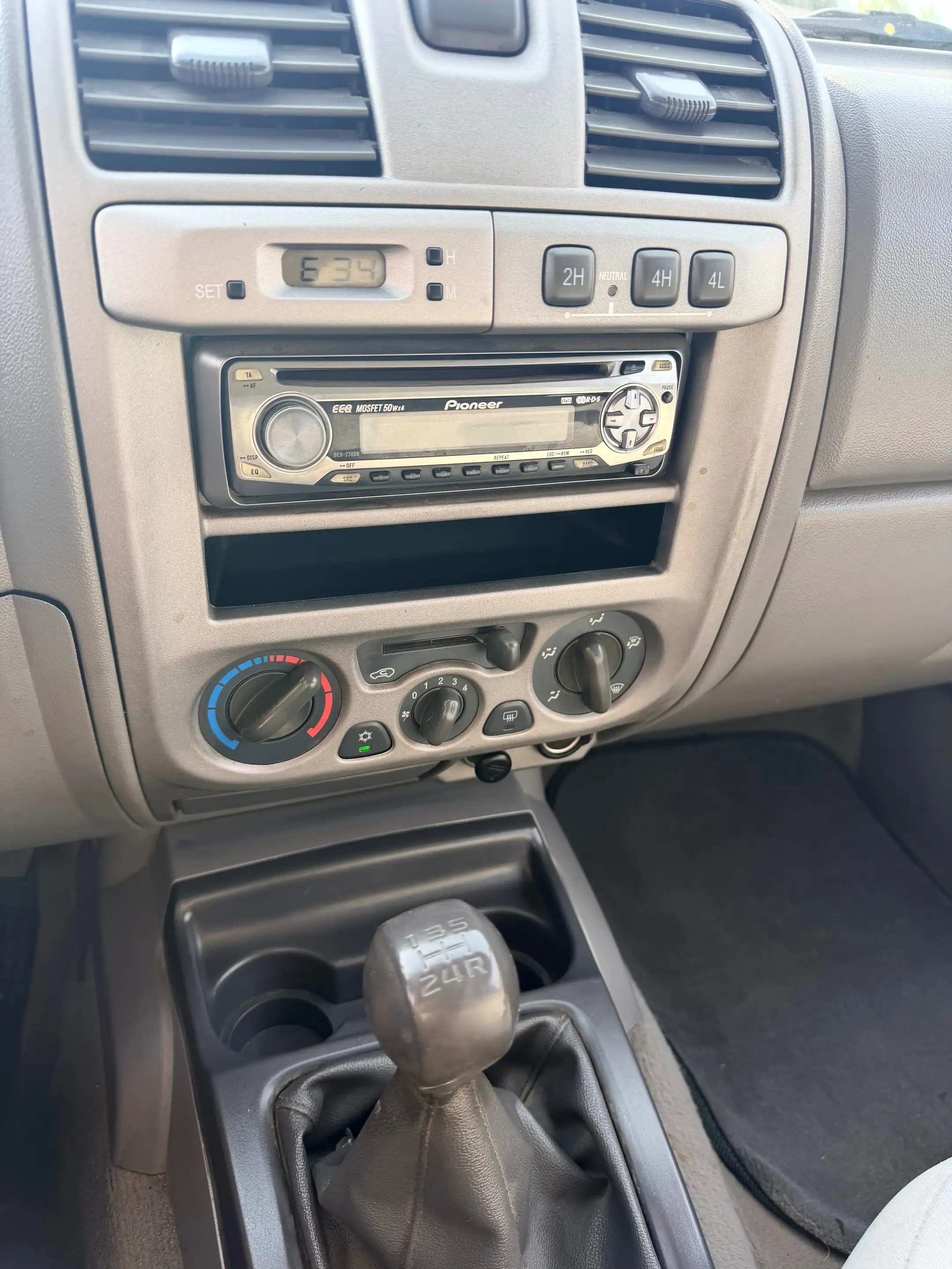 Isuzu D-Max Rodeo 3.0 Turbo D 4WD LS // MANUEL // AIRCO // 1ère Main Belge // Attache remorque 3000 kg — photo 12