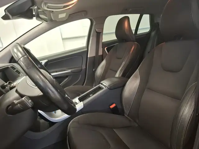 Volvo V60 view 9