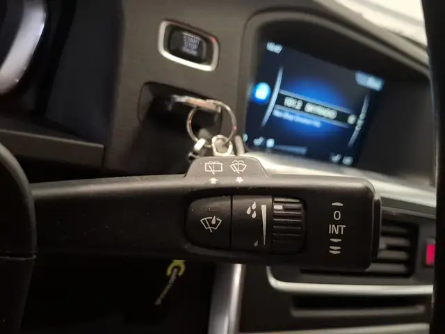 Volvo V60 view 15